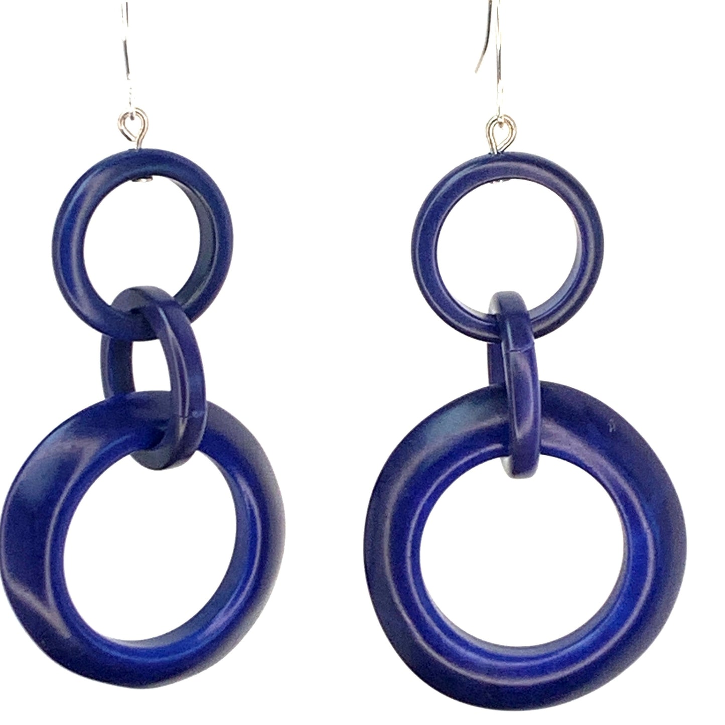 Blue loop-de-loop