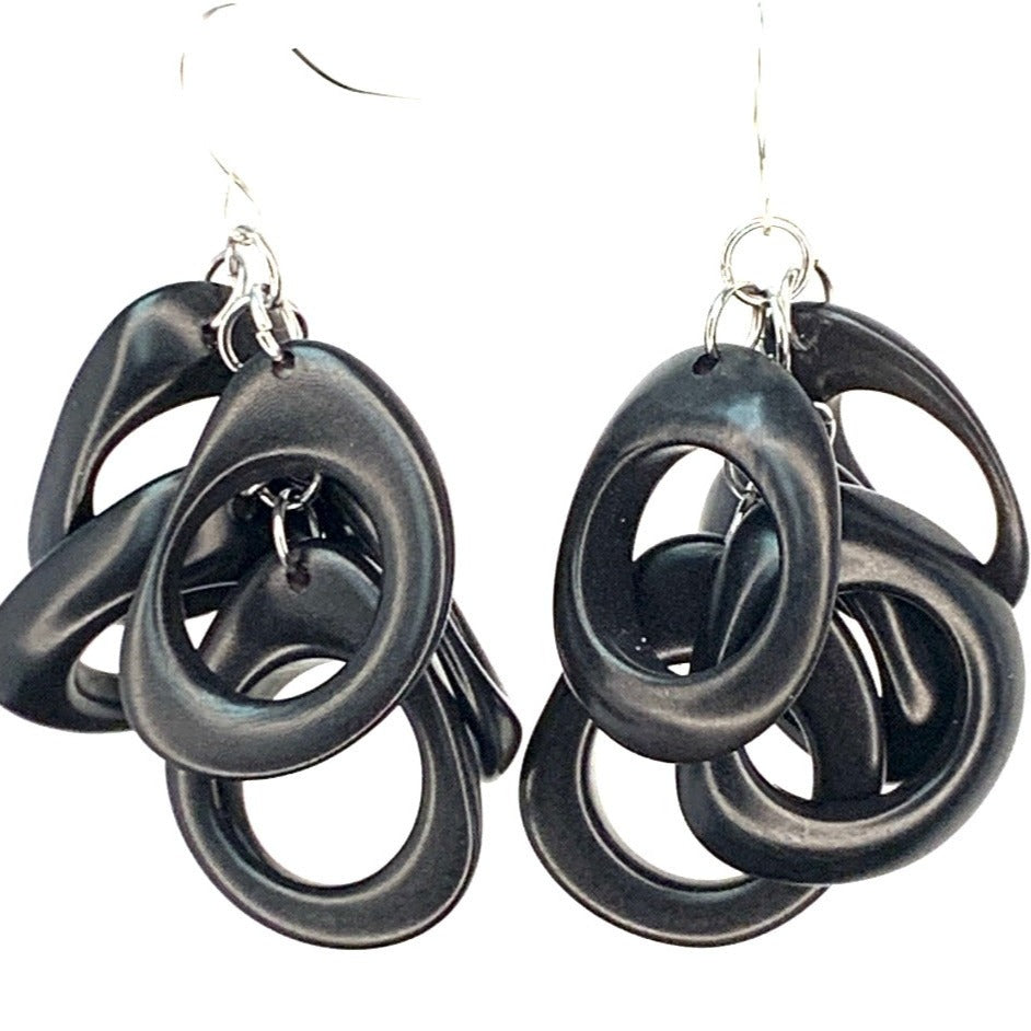 Cascade Black