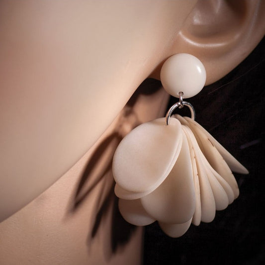 Tons of Tagua Petals